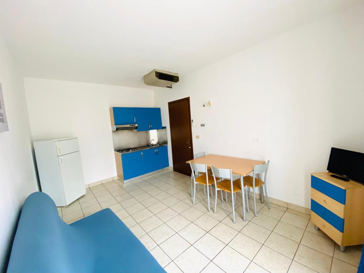 Augustus - P. Mazzini - 100 Metri Dal Mare- Jesolo Lido Apartment Exterior foto
