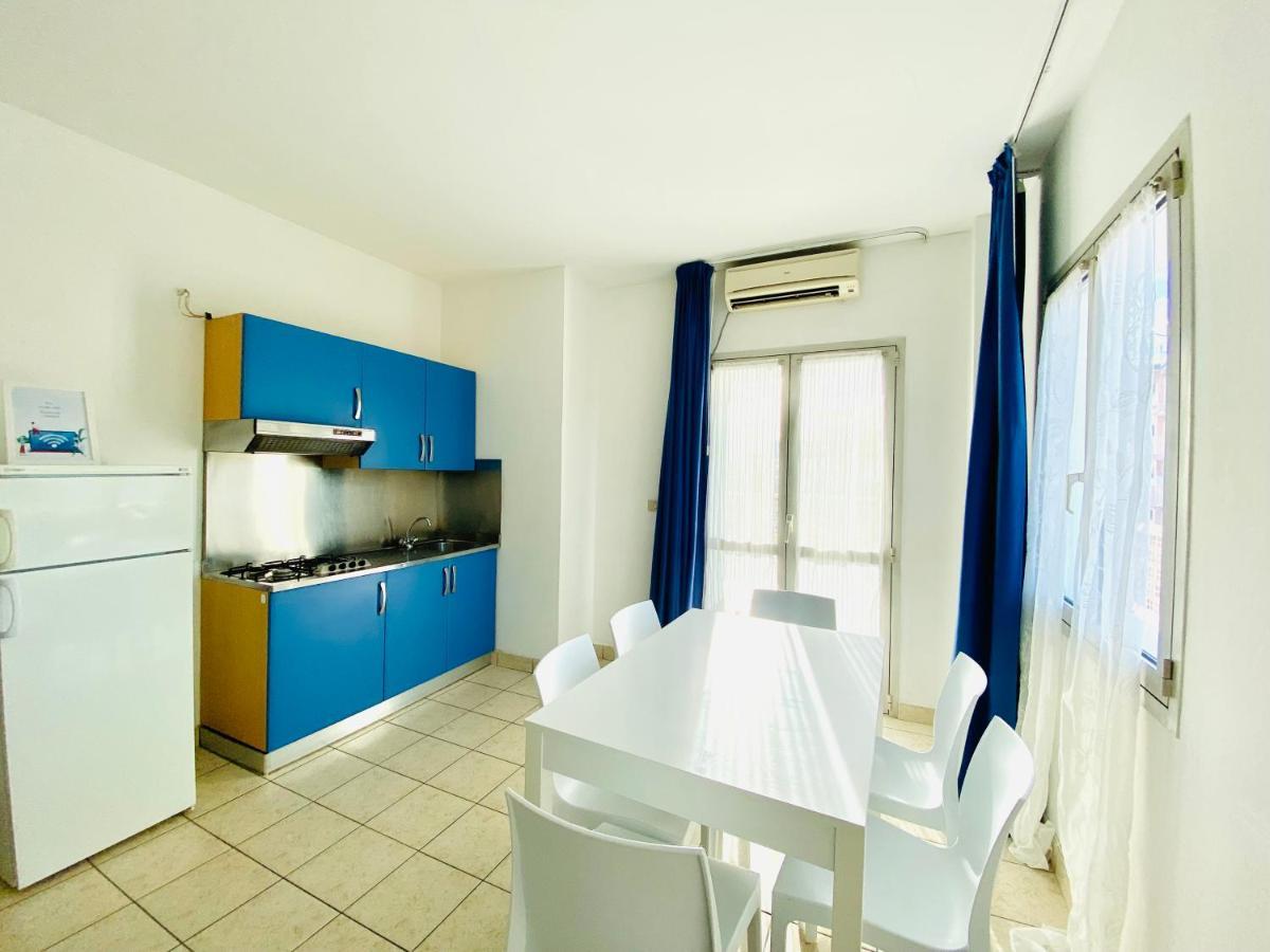 Augustus - P. Mazzini - 100 Metri Dal Mare- Jesolo Lido Apartment Exterior foto