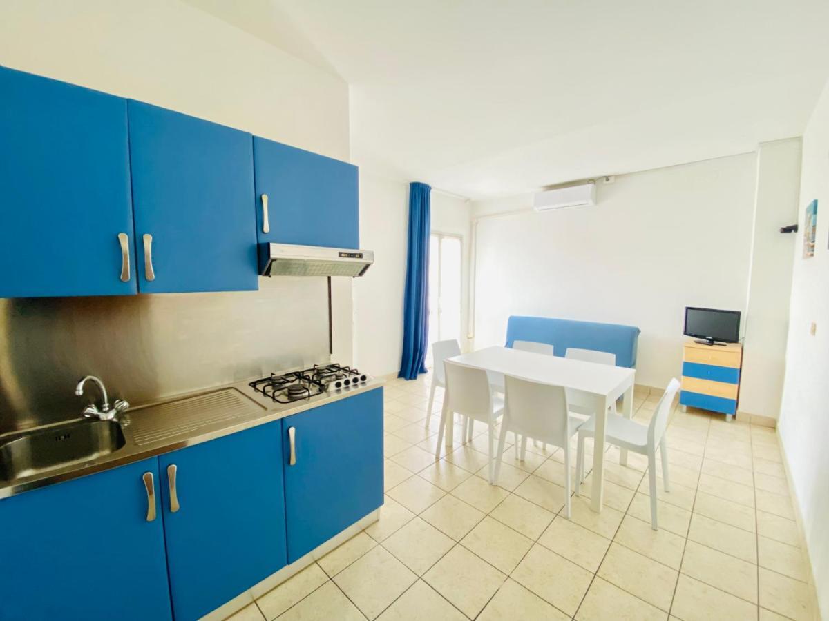 Augustus - P. Mazzini - 100 Metri Dal Mare- Jesolo Lido Apartment Exterior foto